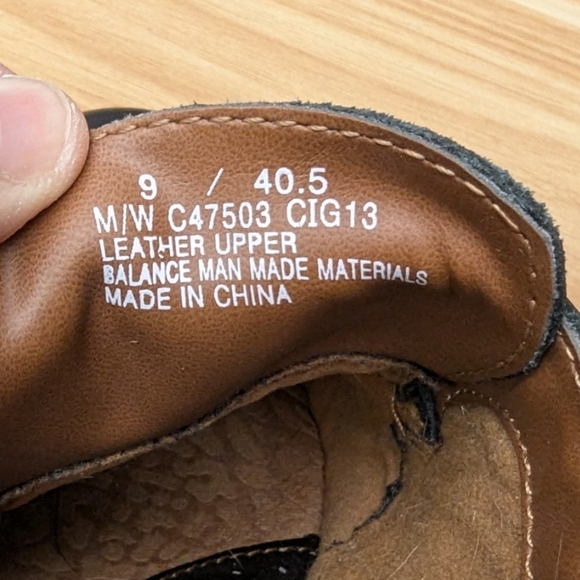 Boc Born Concept women's size 9 black leather slip ons - Picture 12 of 12